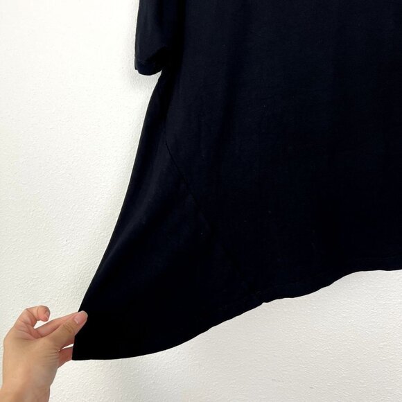 Ava Sky Hawaii Black Asymmetric Short Sleeve Top Shirt Womens XS Fighting Eel - Picture 6 of 8